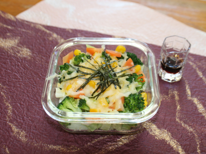 彩り野菜のチーズ蒸し