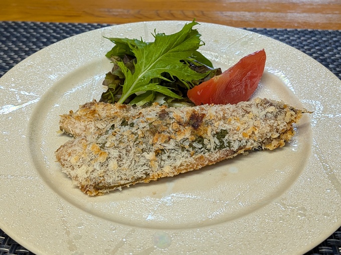 イワシの梅肉パン粉焼き
